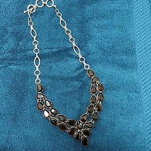 STERLING SILVER NECKLACE WITH BROWN TOPAZ GEMSTONE